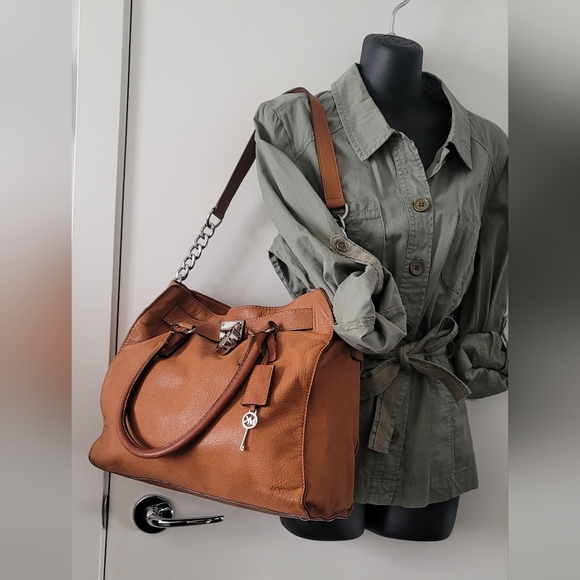 Michael Kors Hamilton Leather Bag - Picture 5 of 12